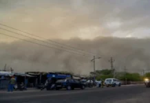 पहाड़ों में बारिश का कहर: हिमाचल में बादल फटने से तबाही, उत्तराखंड में भूस्खलन से संकट